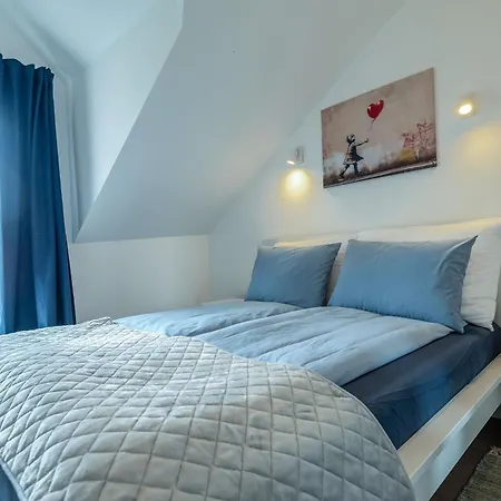 Foja House - Apartament Szybenik